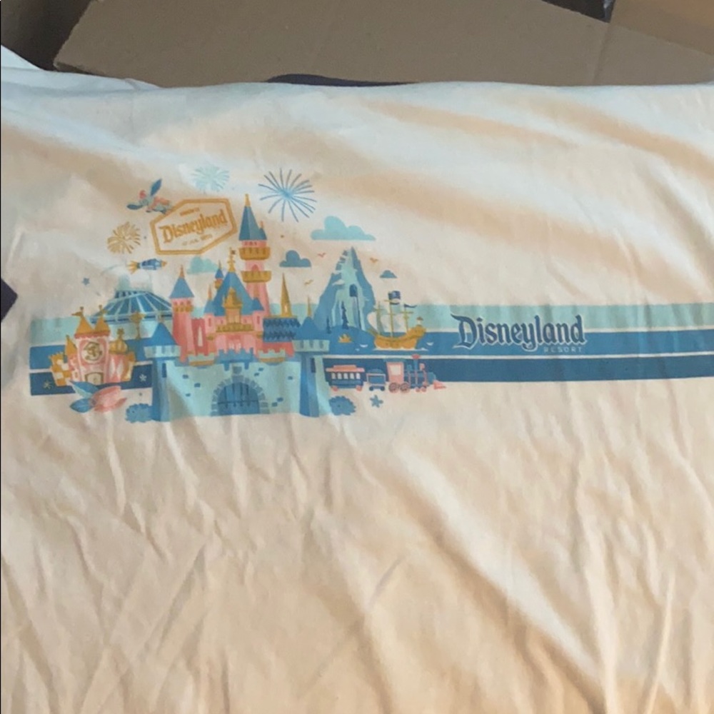 Disneyland tshirt